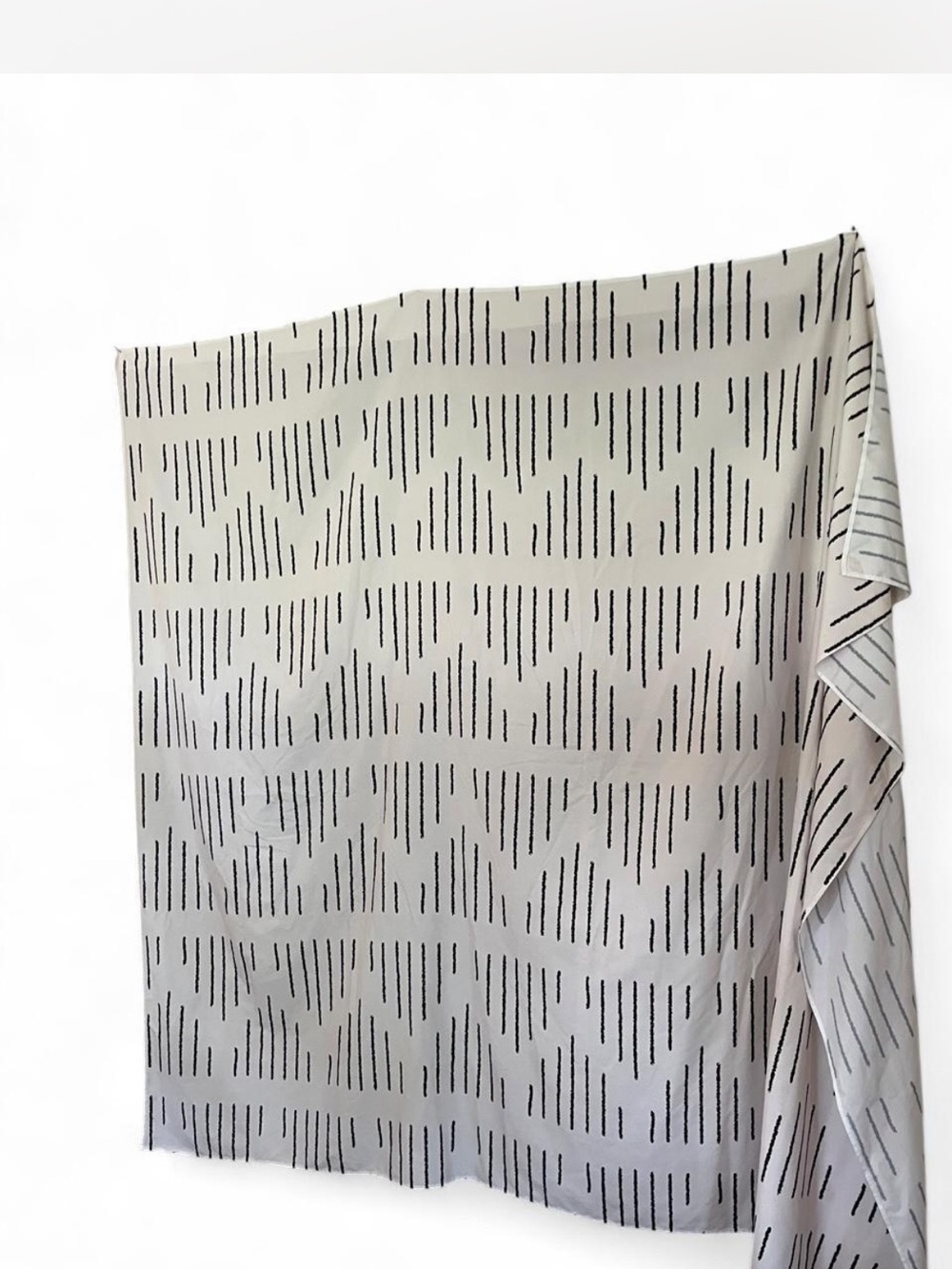 Neutral Geometric Patterned Wall Tapestry- Black and White